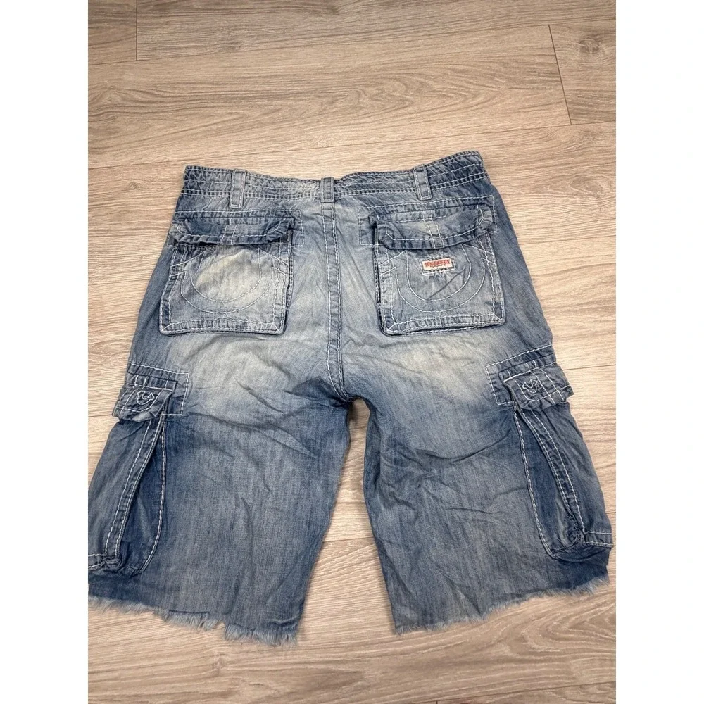 True Religion Isaac Mens Cargo Shorts Size 33 Blue Denim Contrast Stitch Frayed